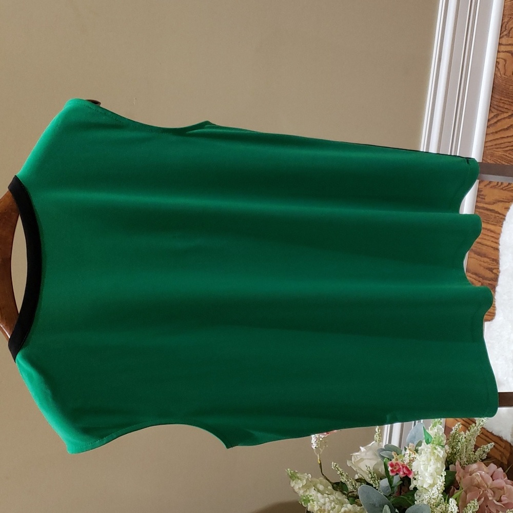 Nwot 1X Sleeveless top green with black vegan leather - Picture 6 of 13